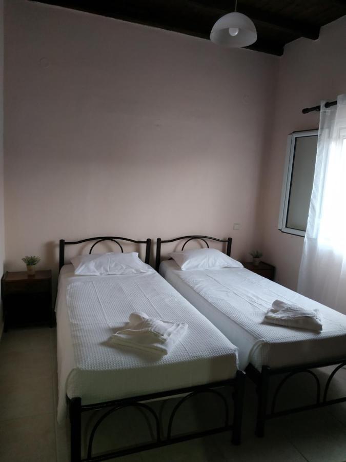 Magia'S House Apartment Kato Korakiana ภายนอก รูปภาพ